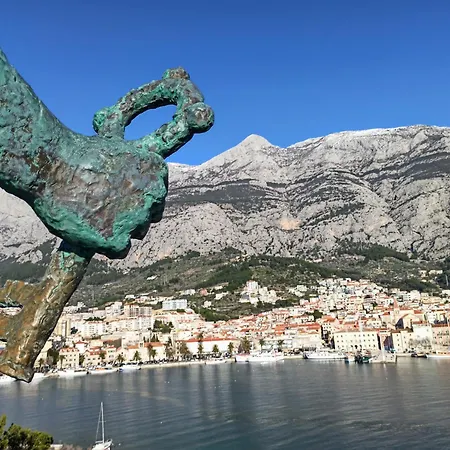 Hill With Private Pool ヴィラ マカルスカ