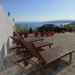 Hill With Private Pool Вилла *