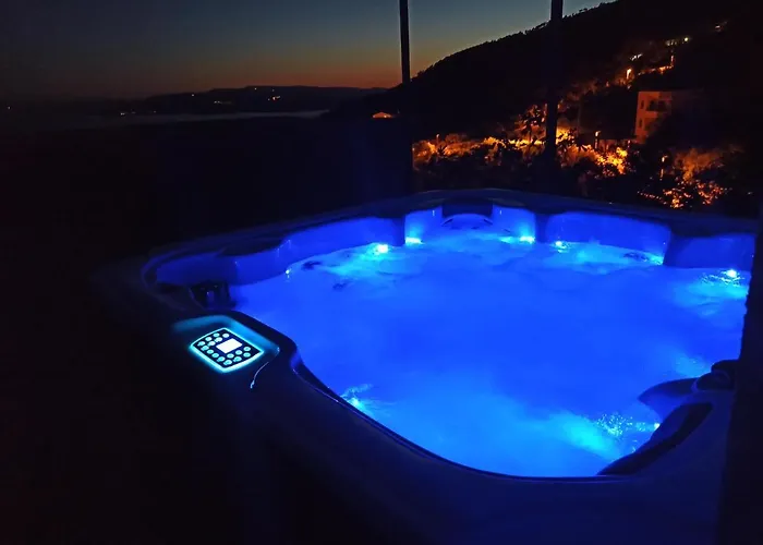 וילה Hill With Private Pool *