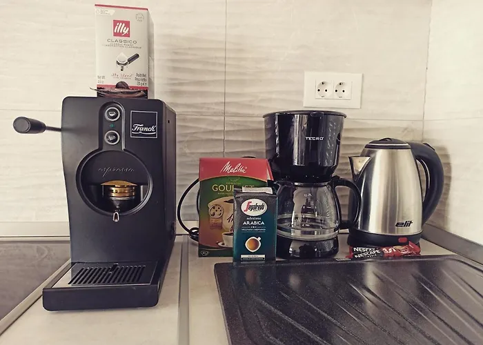 Hill With Private Pool וילה